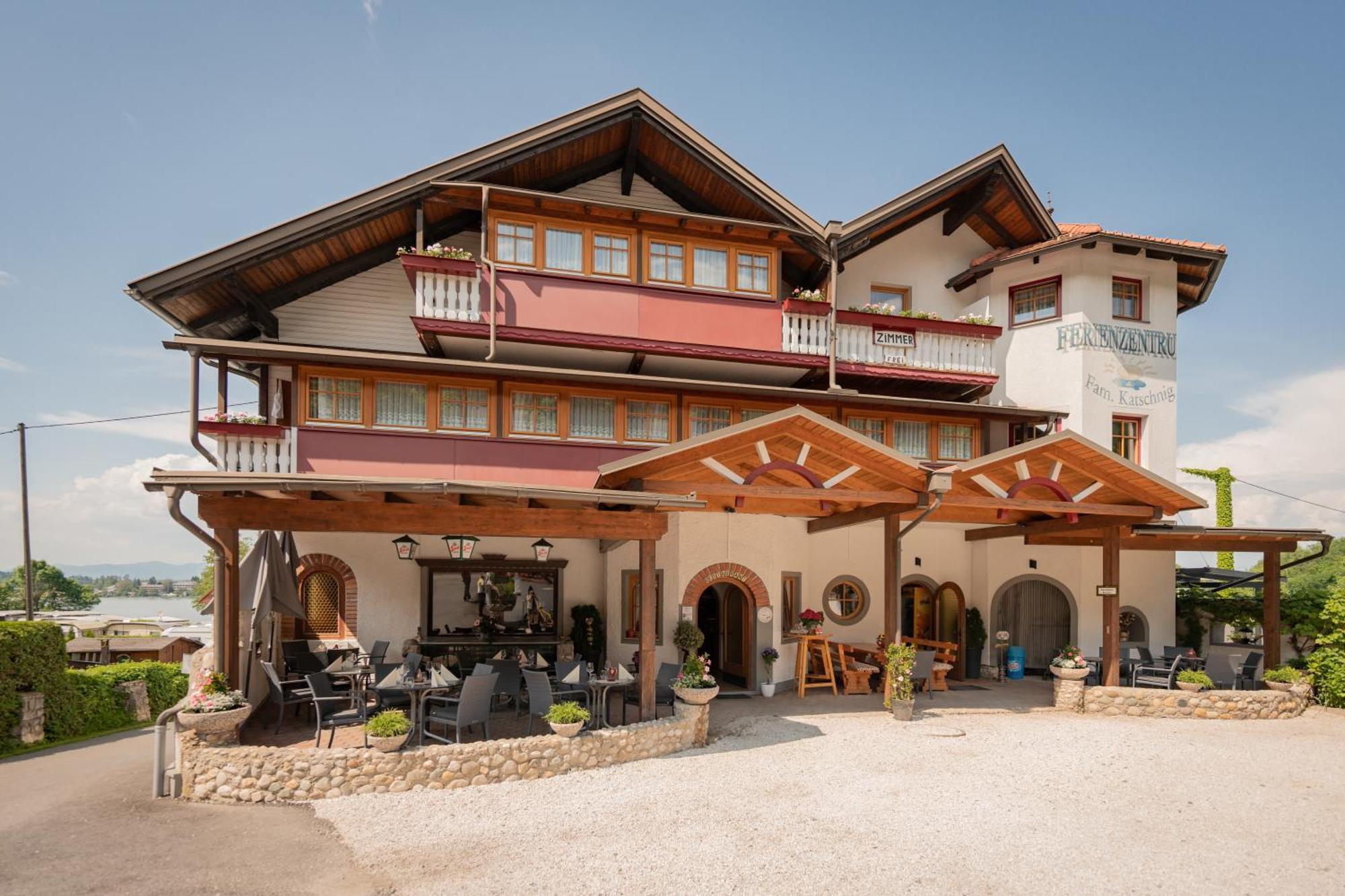 Seegasthof Katschnig Gmbh Unterburg am Klopeiner See Esterno foto